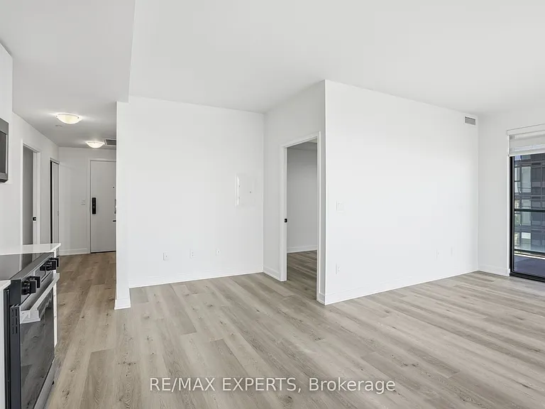 2075 Lakeshore Rd #2104 — Photo 12