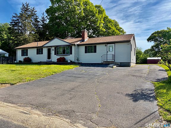 2nd image of 232 Lakeside Boulevard East