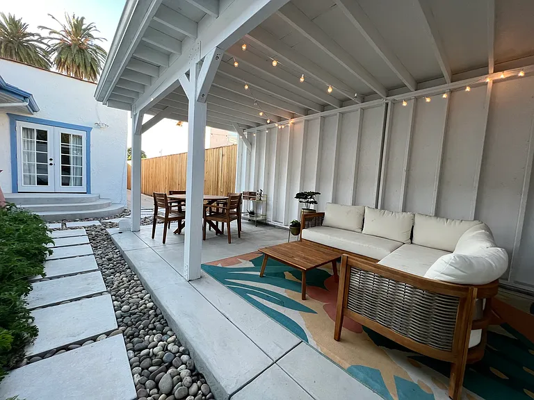 2832 S Rimpau Blvd — Photo 30