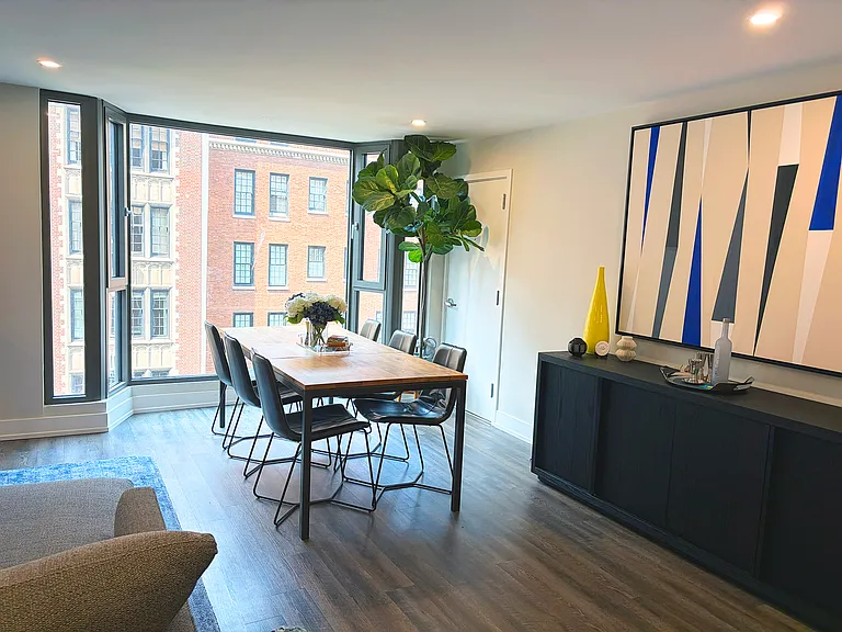 227 E Walton — Photo 19