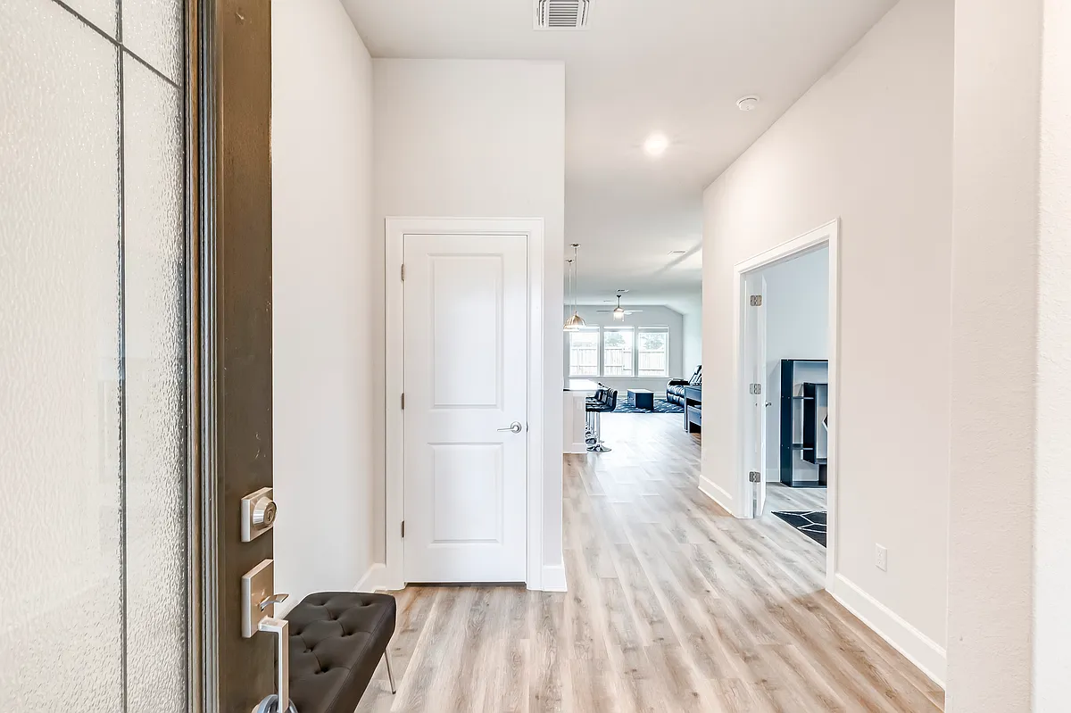 Building Photo - 100 Patrick Herndon Dr