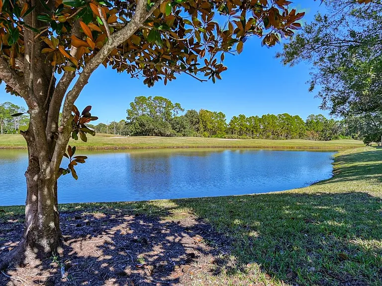 605 Fairway Dr #305 — Photo 10