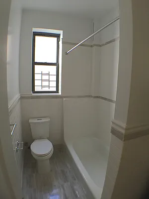 Rented by Newcastle Realty Services | media 19