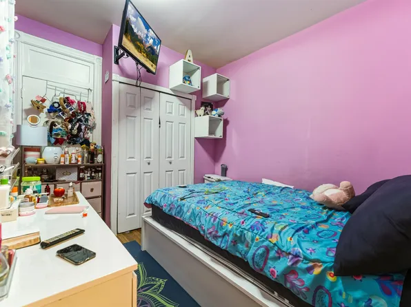 123 47th Street image 16 of 26