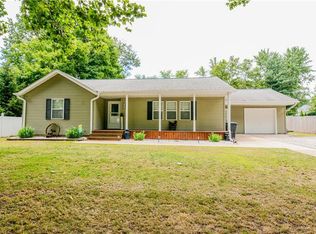 242 E Lockhart St, Niantic, IL