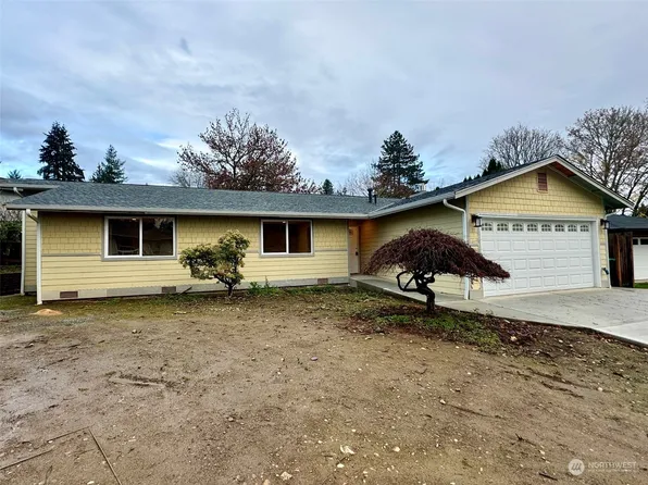 10916 156th Court NE, Redmond, WA 98052
