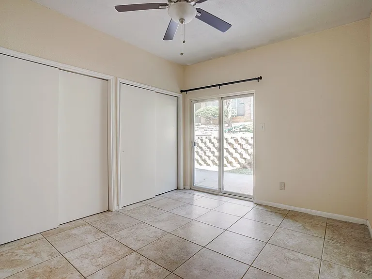 2450 Wickersham Ln #1303 — Photo 13