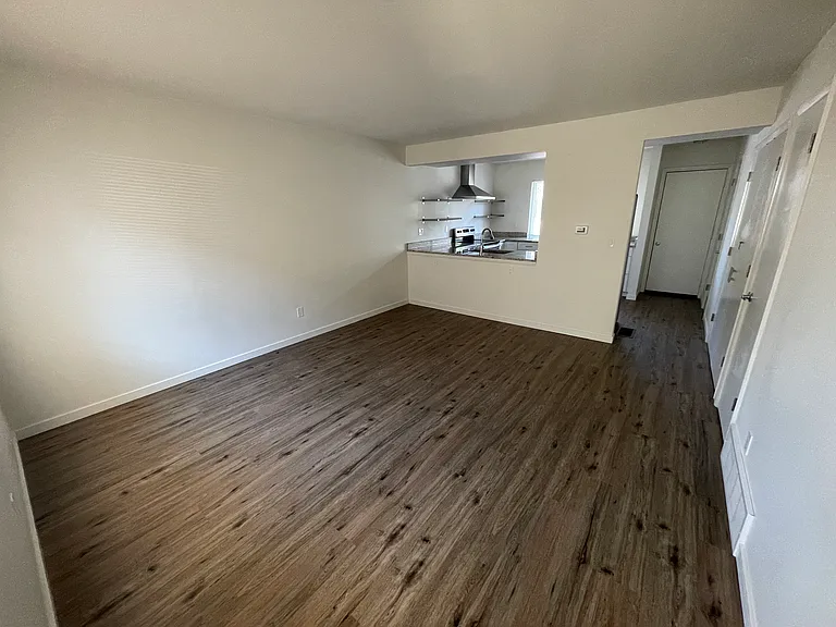 1610 Garfield Ave #1 — Photo 3