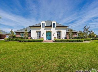 371 Myrtle Grove Dr, Houma, LA 70360