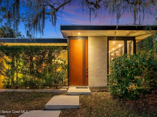 548 Old Oak St, Melbourne, FL 32935