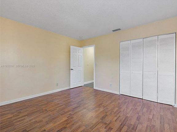 4th image of 931 SW 150th Ave