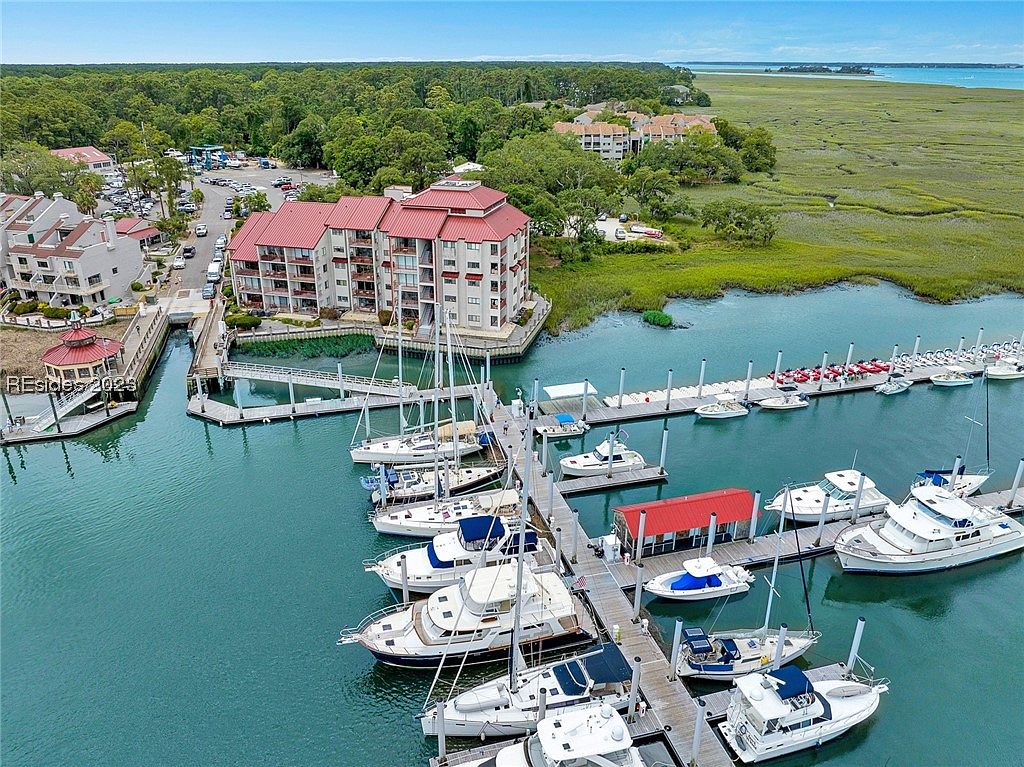 100 Helmsman Way 403, Hilton Head Island, SC 29928 Zillow