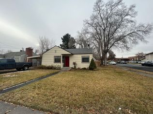 147 NW 9th St, Redmond, OR