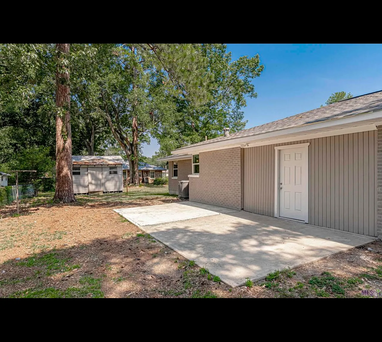 4 bed, 1956 sqft, $1,800 — Photo 4
