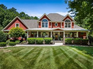 707 Lightwind Ct, Seneca, SC 29672