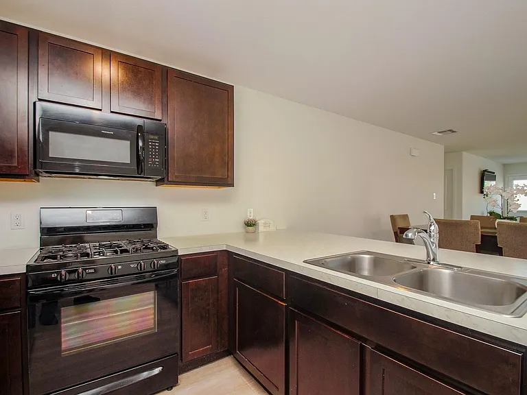 4355 Palmetto Grove Ln — Photo 5