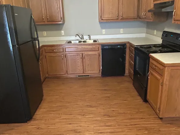 4303 S Broadway Ave #65810, Springfield, MO 65810