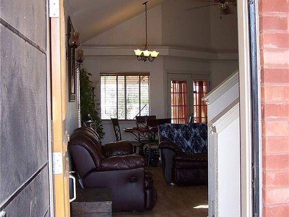 2nd image of 1649 Saint Jerome Pl