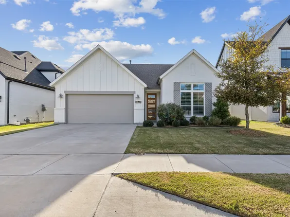 5240 Ranchero Trl, Fort Worth, TX 76126