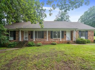 4703 Fairheath Rd, Charlotte, NC 28210