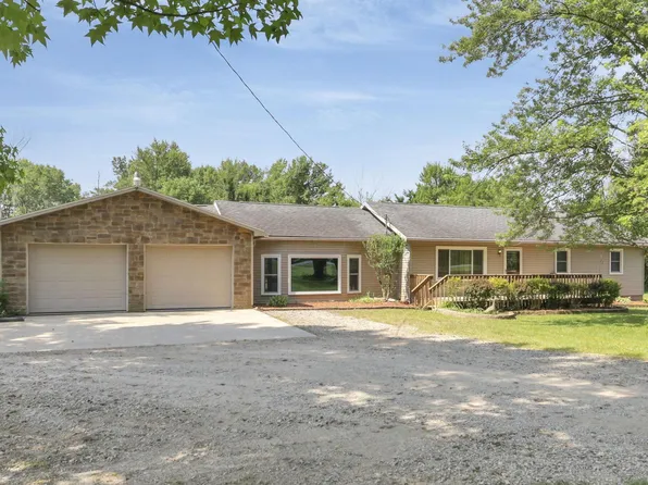 4580 Lock Rd, Centerburg, OH 43011