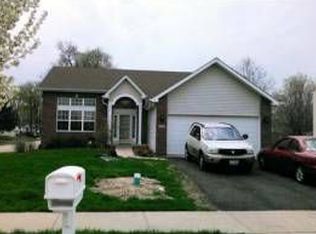 1151 Manor Ct, Crest Hill, IL 60403