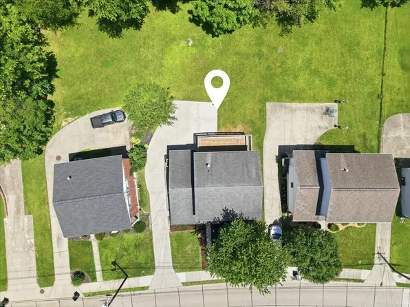 404 Caldwell Dr, Elsmere, KY 41018