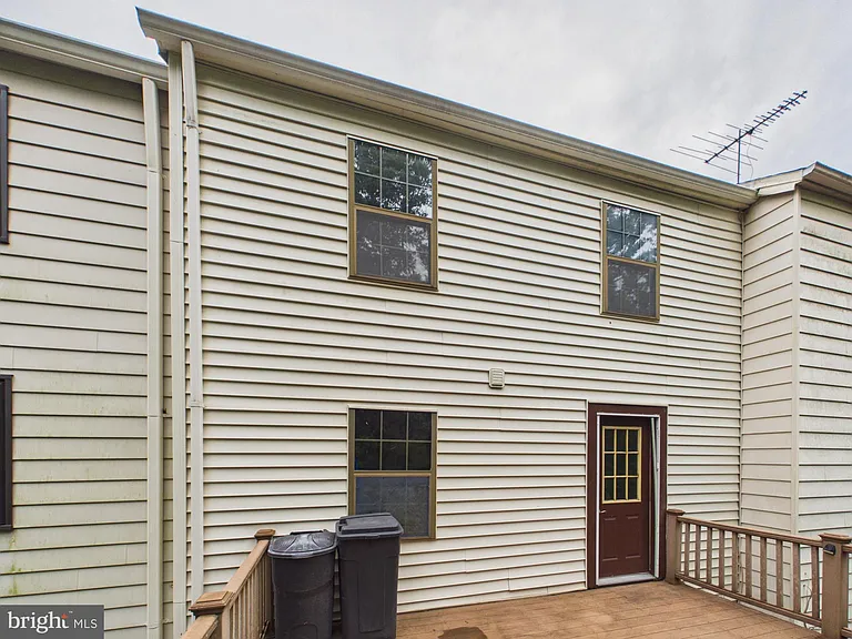 5971 Clerkenwell Ct — Photo 18