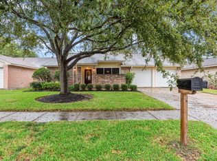 10306 Blue Oak Dr, Houston, TX 77065