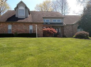 1529 Waycross Rd, Cincinnati, OH 45240