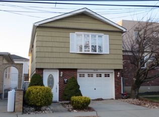 841A 8th St, Secaucus, NJ 07094