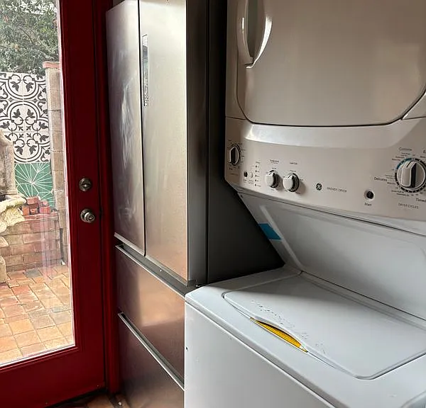 1802 N Raymond Ave — Photo 8