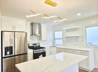 151-151 52nd Rd, Maspeth, NY 11378