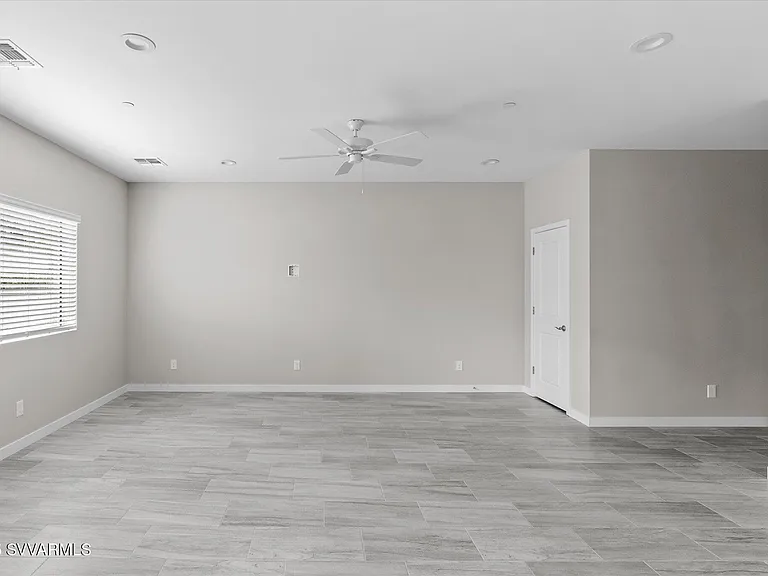 720 E Mingus Ave #15 — Photo 13