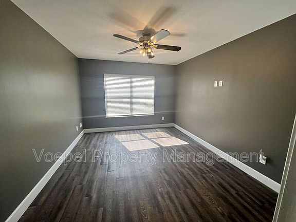 3rd image of 920 Washington St APT 205