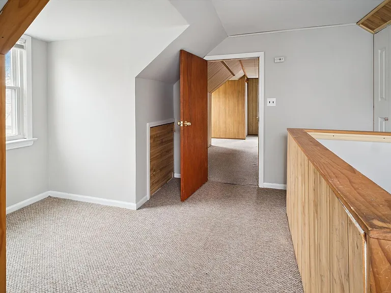14416 Krems Ave — Photo 22