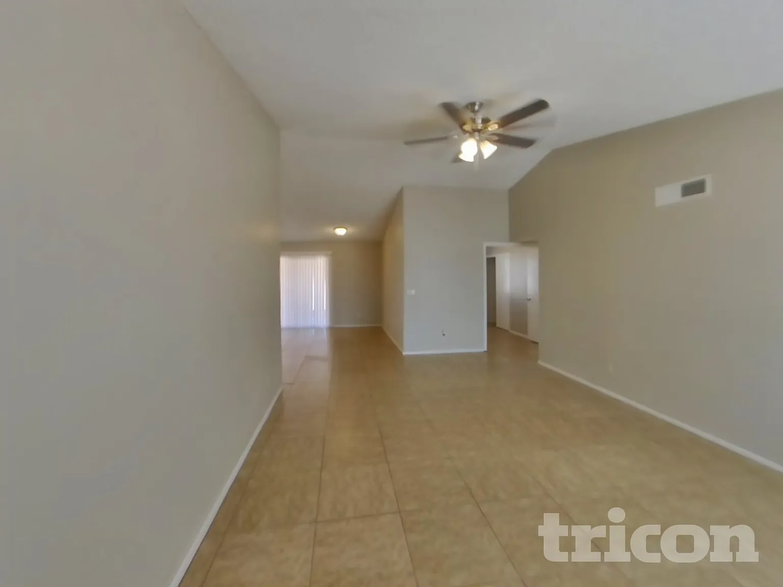 8519 N 55th Avenue Glendale AZ — Photo 4