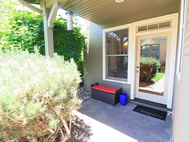 577 W Jefferson Ave — Photo 34