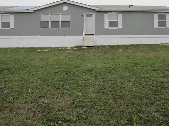 3rd image of 6720 Shady Hill Cir
