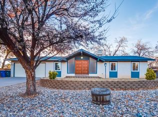 207 Rover Blvd, White Rock, NM 87547