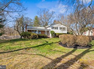 132 Dodds Ln, Princeton, NJ