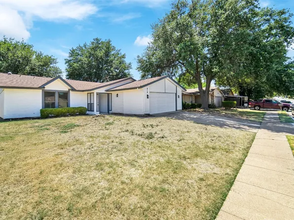 810 E Timberview Ln, Arlington, TX 76014