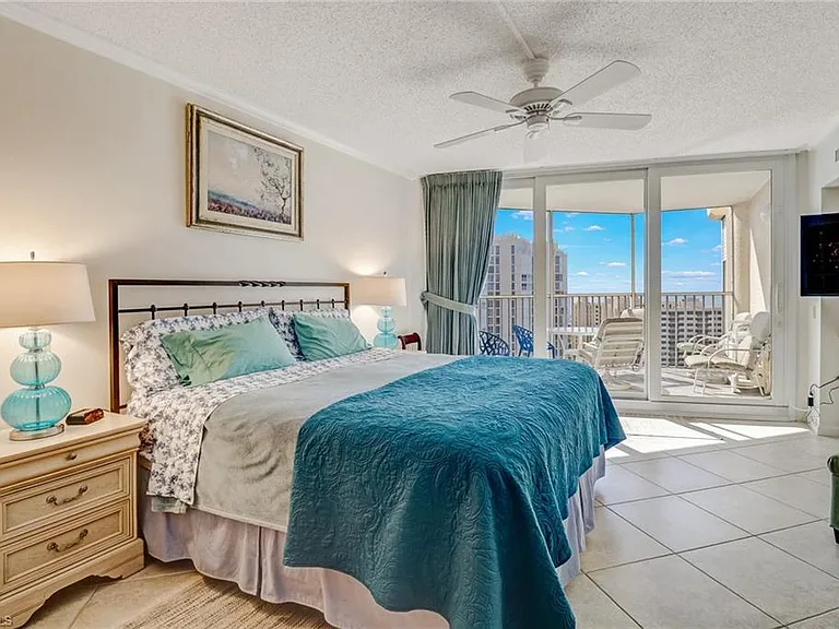 4041 Gulf Shore Blvd N #4 — Photo 32