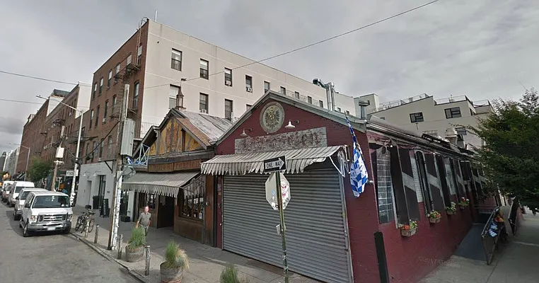 Rented by WaterStone Group, LLC | media 9