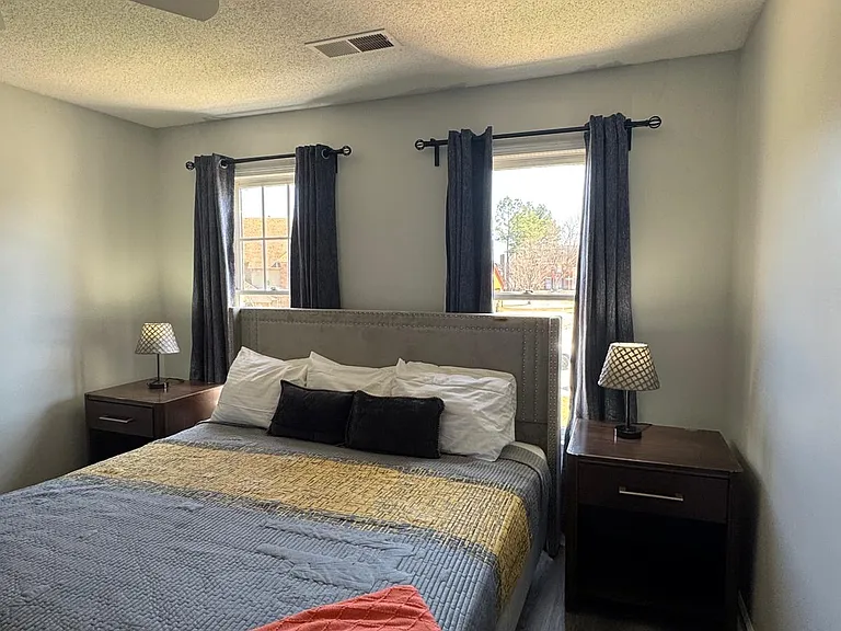 8843 Overlea Cv — Photo 13