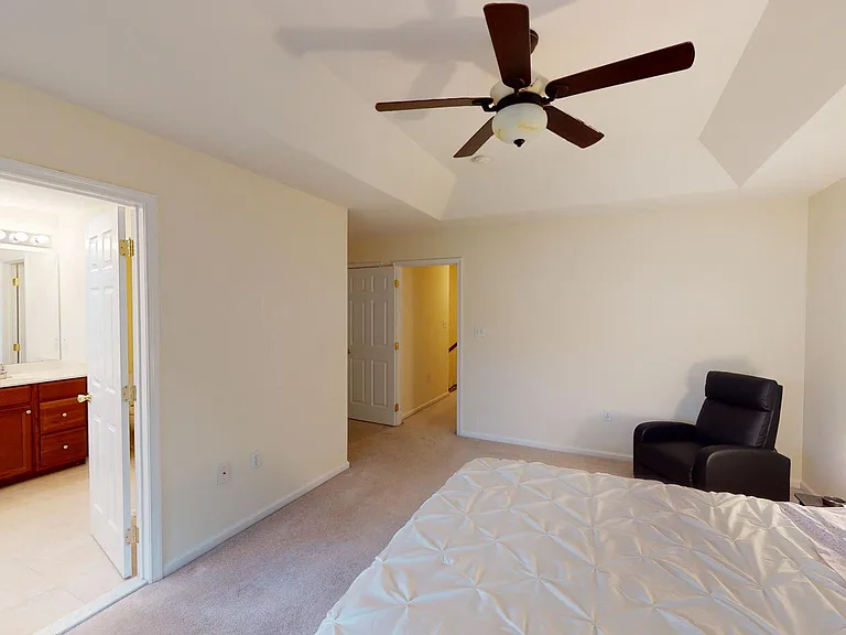 206 Concord Pl — Photo 22