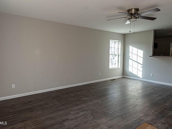 4th image of 3309 Maxwell St Lot 21R2