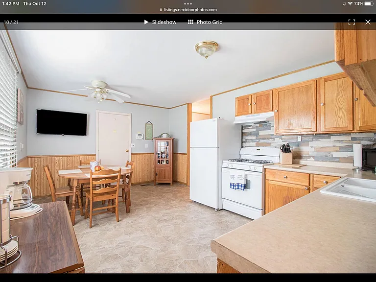 Eastmont Dr — Photo 12