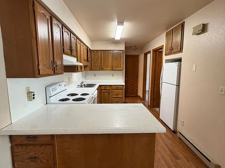 519 N 8th St #D — Photo 5