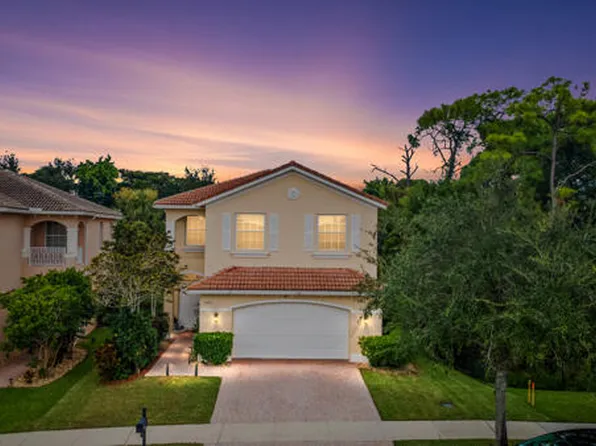1104 NW Leonardo Circle, Port St Lucie, FL 34986